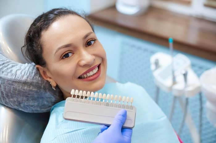 teeth whitening and veneers