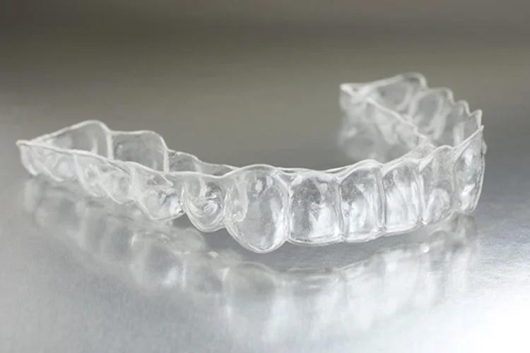 A picture of an invisalign